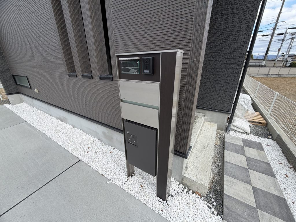 東栄住宅のブルーミングガーデンシリーズ・ポスト・門柱