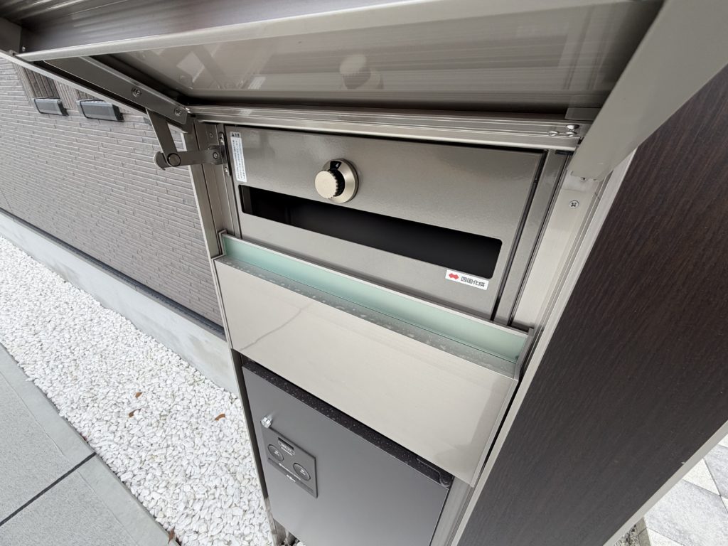 東栄住宅のブルーミングガーデンシリーズ・ポスト・門柱